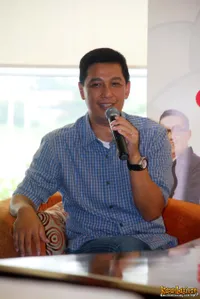 Foto Mayong Suryo Laksono