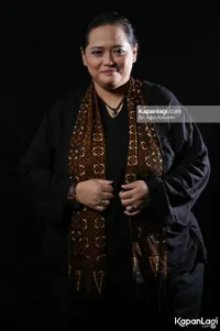 Foto Mbak You