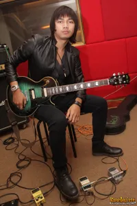 Foto Mega Eighteen Plus Band