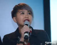 Foto Meira Anastasia