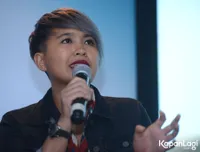 Foto Meira Anastasia