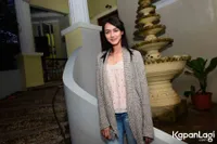 Foto Melayu Nicole Hall