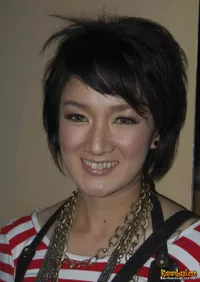 Foto Melly Herlina