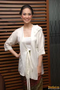 Foto Mesty Ariotedjo