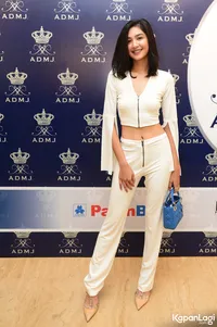 Foto Mikha Tambayong