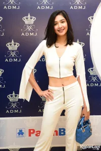 Foto Mikha Tambayong