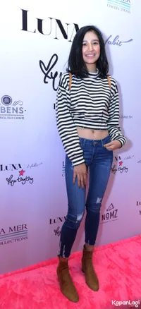 Foto Mikha Tambayong