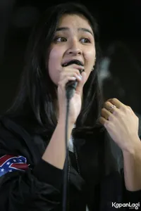 Foto Mikha Tambayong