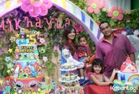 Foto Mikhayla Bakrie