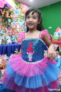 Foto Mikhayla Bakrie