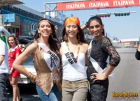 Foto Nadine Alexandra Dewi Ames