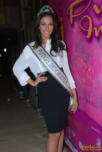 Foto Nadine Alexandra Dewi Ames