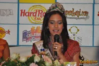 Foto Nadine Alexandra Dewi Ames