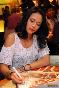 Foto Nadine Alexandra Dewi Ames