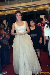 Foto Nadine Alexandra Dewi Ames