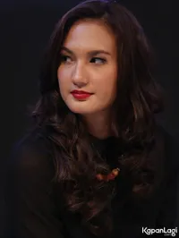 Foto Nadine Chandrawinata