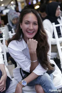 Foto Nadine Chandrawinata