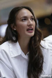 Foto Nadine Chandrawinata