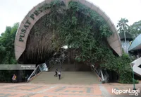 Foto Nadine Waworuntu