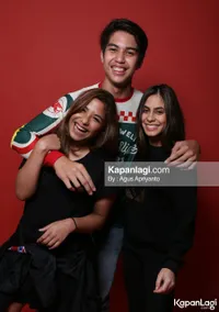 Foto Nadine Waworuntu