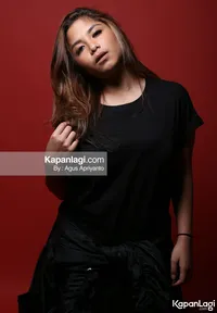 Foto Nadine Waworuntu