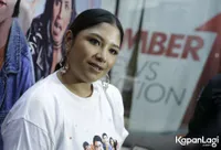 Foto Nadine Waworuntu