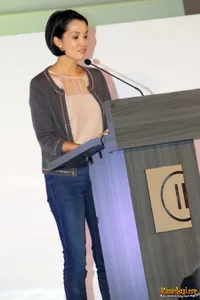 Foto Nadya Hutagalung