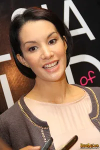 Foto Nadya Hutagalung