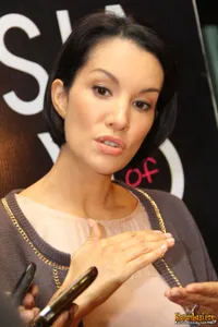 Foto Nadya Hutagalung