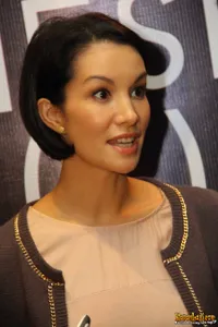 Foto Nadya Hutagalung