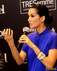 Foto Nadya Hutagalung