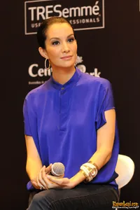 Foto Nadya Hutagalung