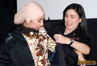 Foto Nia Zulkarnaen
