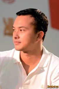 Foto Nicholas Saputra