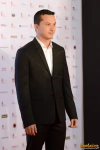 Foto Nicholas Saputra