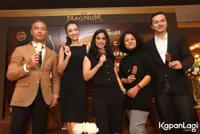 Foto Nicholas Saputra