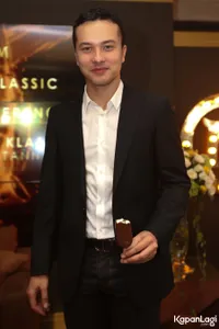 Foto Nicholas Saputra