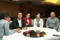 Foto Nicholas Saputra