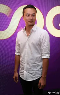 Foto Nicholas Saputra
