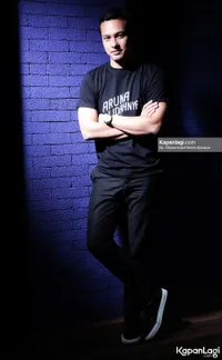 Foto Nicholas Saputra