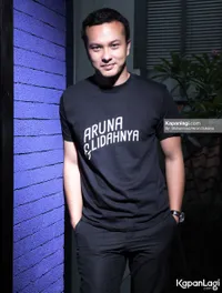 Foto Nicholas Saputra