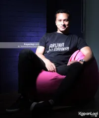 Foto Nicholas Saputra