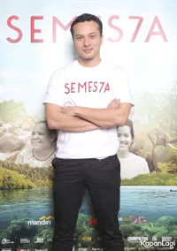 Foto Nicholas Saputra