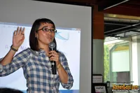 Foto Nova Riyanti Yusuf