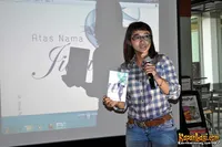 Foto Nova Riyanti Yusuf