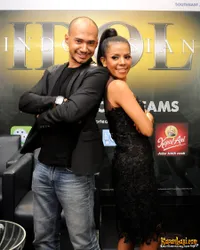 Foto Nowela Idol