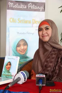 Foto Oki Setiana Dewi