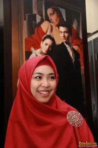 Foto Oki Setiana Dewi