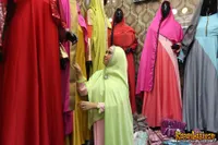 Foto Oki Setiana Dewi