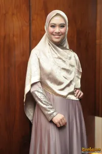 Foto Oki Setiana Dewi